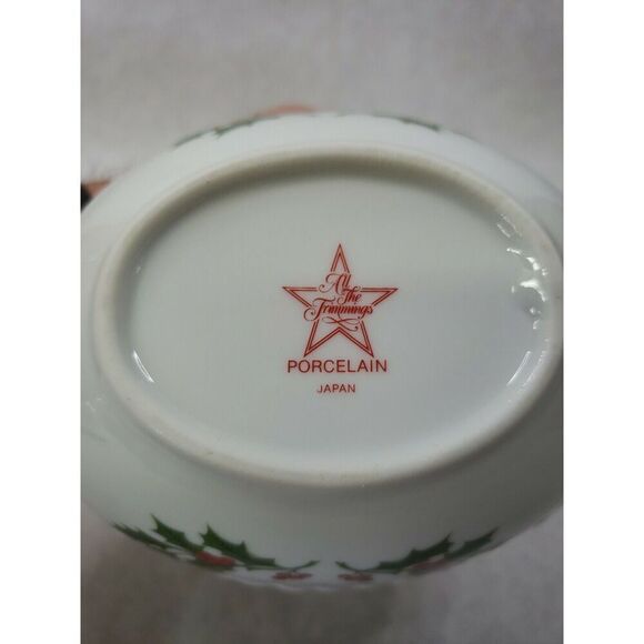 1987 Macy's All the Trimmings Holly Berry Gold Trim Christmas Bon Bon Basket - Picture 7 of 8